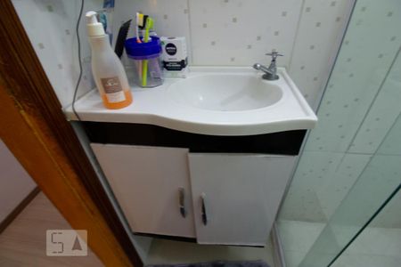 Casa à venda com 320m², 5 quartos e 4 vagas Casa à venda com 320m², 5 quartos e 4 vagasDetalhe banheiro
