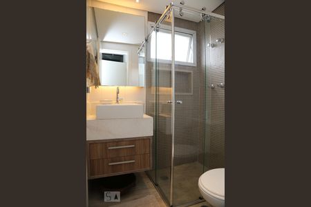 Apartamento para alugar com 77m², 2 quartos e 2 vagasBanheiro da Suíte