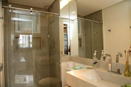 Apartamento para alugar com 77m², 2 quartos e 2 vagasBanheiro Social