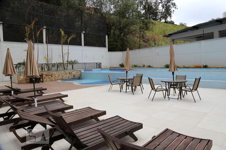 Apartamento para alugar com 77m², 2 quartos e 2 vagasÁrea comum - Piscina