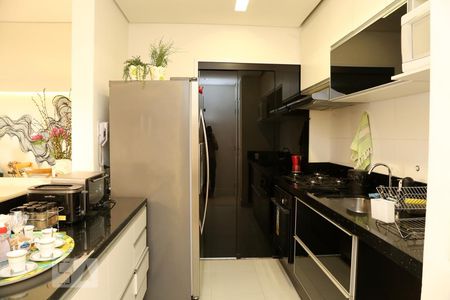 Apartamento para alugar com 77m², 2 quartos e 2 vagasCozinha