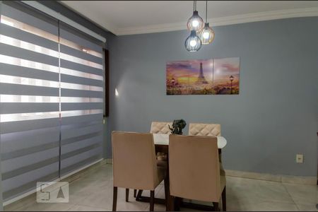 Sala de Jantar de casa à venda com 4 quartos, 320m² em São José, Canoas