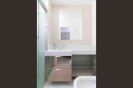 Apartamento à venda com 68m², 3 quartos e 2 vagasBanheiro da Suíte