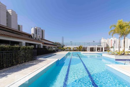 Apartamento à venda com 68m², 3 quartos e 2 vagasÁrea Comum - Piscina