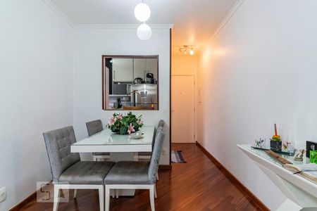 Apartamento à venda com 60m², 2 quartos e 1 vagaSala