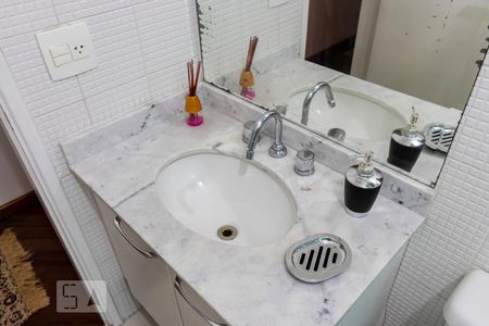 Apartamento à venda com 60m², 2 quartos e 1 vagaBanheiro social