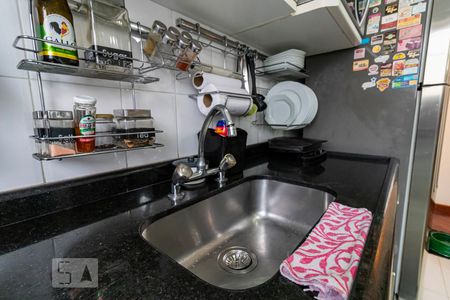Apartamento à venda com 60m², 2 quartos e 1 vagaCozinha