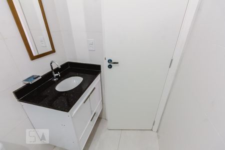 Banheiro de apartamento à venda com 1 quarto, 31m² em Barra Funda, São Paulo