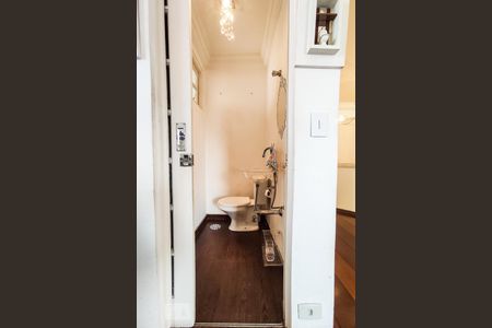 Apartamento à venda com 94m², 2 quartos e 2 vagas Apartamento à venda com 94m², 2 quartos e 2 vagasLavabo