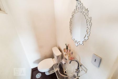 Apartamento à venda com 94m², 2 quartos e 2 vagas Apartamento à venda com 94m², 2 quartos e 2 vagasLavabo