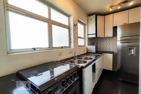 Apartamento à venda com 94m², 2 quartos e 2 vagas Apartamento à venda com 94m², 2 quartos e 2 vagasCozinha