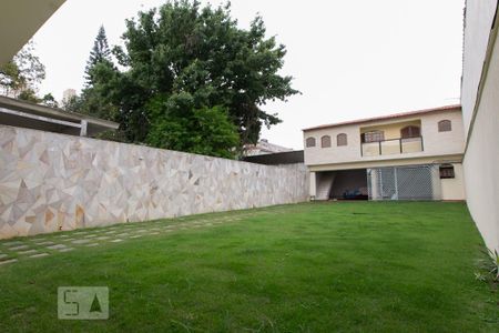 Casa para alugar com 332m², 5 quartos e 2 vagasQuintal
