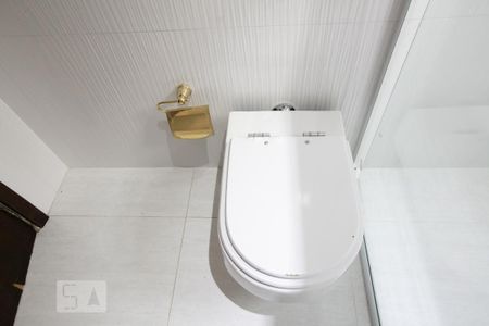 Casa para alugar com 332m², 5 quartos e 2 vagasBanheiro da suíte 2