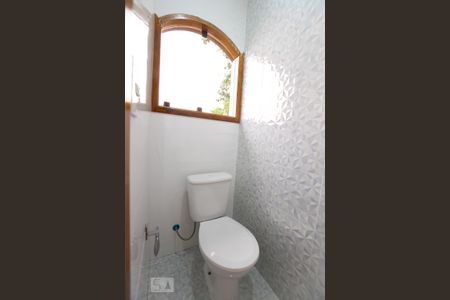 Casa para alugar com 332m², 5 quartos e 2 vagasBanheiro da Edícula