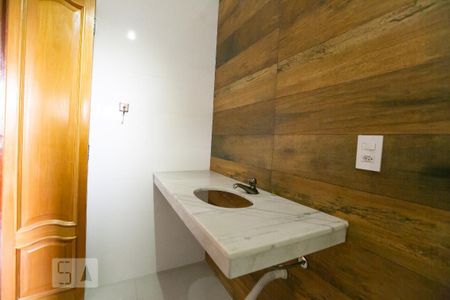 Casa para alugar com 332m², 5 quartos e 2 vagasSuíte da Edícula