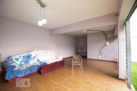 Casa para alugar com 332m², 5 quartos e 2 vagasEdícula