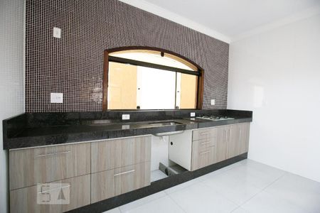 Casa para alugar com 332m², 5 quartos e 2 vagasCozinha
