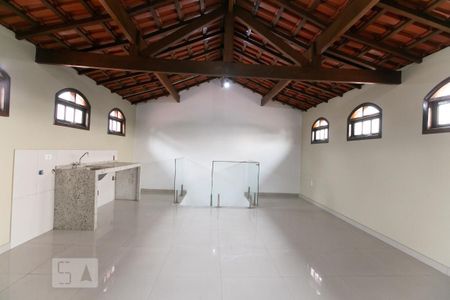 Casa para alugar com 332m², 5 quartos e 2 vagasLavanderia