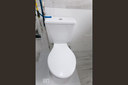 Casa para alugar com 332m², 5 quartos e 2 vagasBanheiro da Edícula