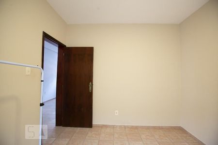 Casa para alugar com 332m², 5 quartos e 2 vagasQuarto 1