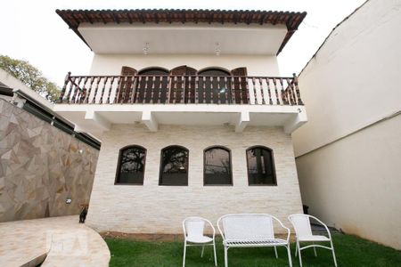 Casa para alugar com 332m², 5 quartos e 2 vagasFachada