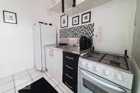 Studio para alugar com 28m², 1 quarto e sem vaga Studio para alugar com 28m², 1 quarto e sem vagaCozinha