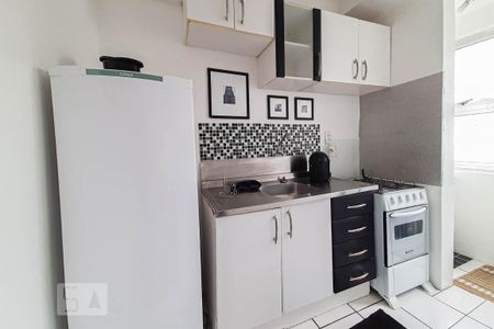 Studio para alugar com 28m², 1 quarto e sem vaga Studio para alugar com 28m², 1 quarto e sem vagaCozinha