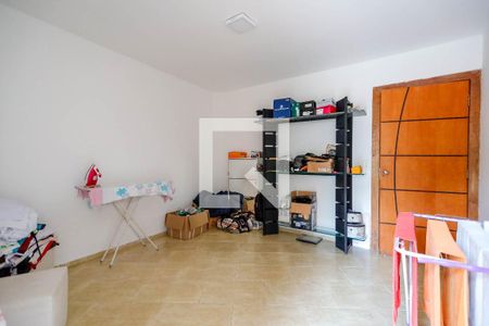 Casa à venda com 250m², 3 quartos e 2 vagasSuíte 3