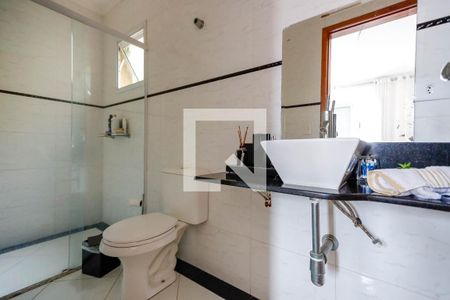 Casa à venda com 250m², 3 quartos e 2 vagasBanheiro da Suíte 1