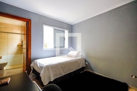 Casa à venda com 250m², 3 quartos e 2 vagasSuíte 2