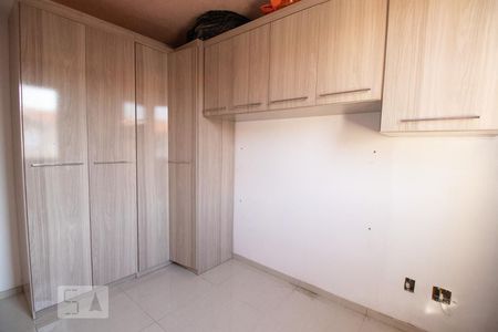 Quarto 2 de apartamento para alugar com 2 quartos, 58m² em Igara, Canoas