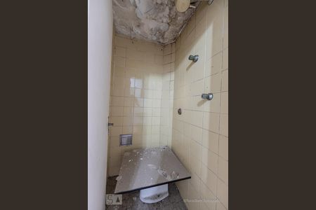 Apartamento à venda com 120m², 5 quartos e sem vagaBanheiro de Serviço