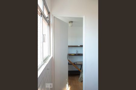 Apartamento à venda com 60m², 2 quartos e 1 vaga Apartamento à venda com 60m², 2 quartos e 1 vagaQUARTO DE SERVIÇO