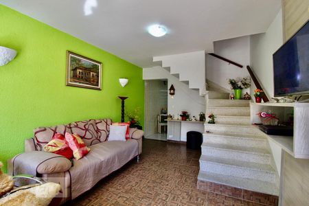 Sala de casa para alugar com 2 quartos, 75m² em Nova Piraju, São Paulo