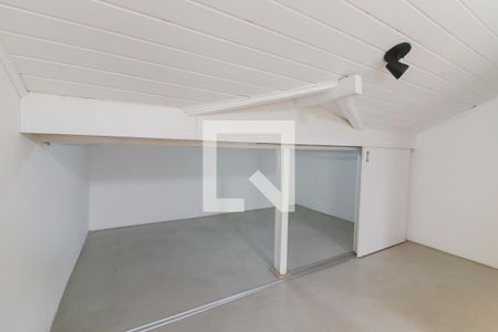 Casa de condomínio à venda com 110m², 2 quartos e 2 vagasSótão / Escritorio