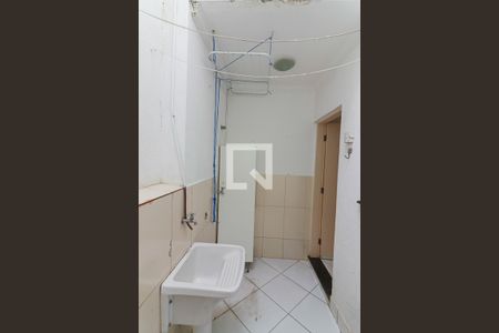 Casa de condomínio à venda com 110m², 2 quartos e 2 vagasLavanderia