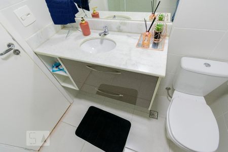 Apartamento para alugar com 60m², 2 quartos e 1 vaga Apartamento para alugar com 60m², 2 quartos e 1 vagaBanheiro Social