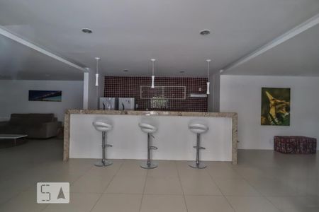 Apartamento para alugar com 60m², 2 quartos e 1 vaga Apartamento para alugar com 60m², 2 quartos e 1 vagaÁrea comum - Salão de festas