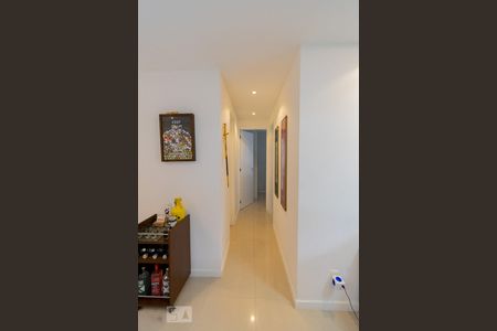 Corredor de apartamento à venda com 2 quartos, 60m² em Pechincha, Rio de Janeiro