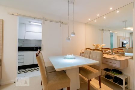 Apartamento para alugar com 60m², 2 quartos e 1 vaga Apartamento para alugar com 60m², 2 quartos e 1 vagaSala