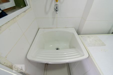 Apartamento para alugar com 60m², 2 quartos e 1 vaga Apartamento para alugar com 60m², 2 quartos e 1 vagaCozinha e Área de Serviço - Tanque