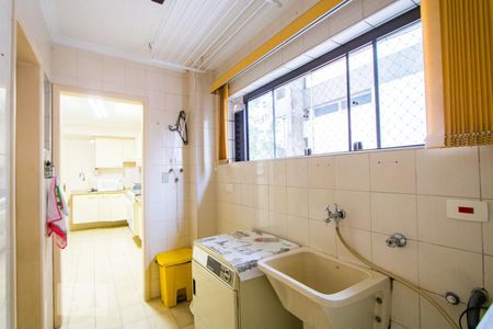 Apartamento à venda com 106m², 3 quartos e 2 vagas Apartamento à venda com 106m², 3 quartos e 2 vagasÁrea de serviço