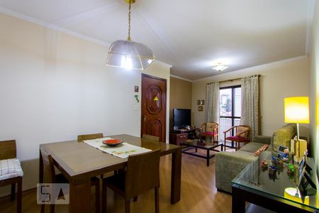 Sala de apartamento à venda com 3 quartos, 106m² em Vila Bastos, Santo André