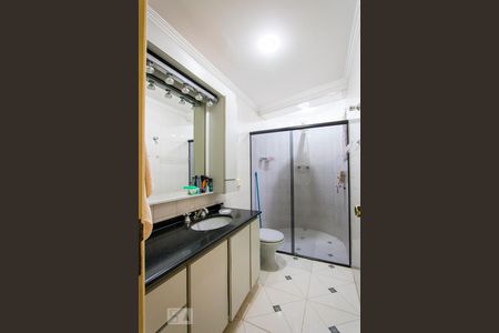 Apartamento à venda com 106m², 3 quartos e 2 vagas Apartamento à venda com 106m², 3 quartos e 2 vagasBanheiro social