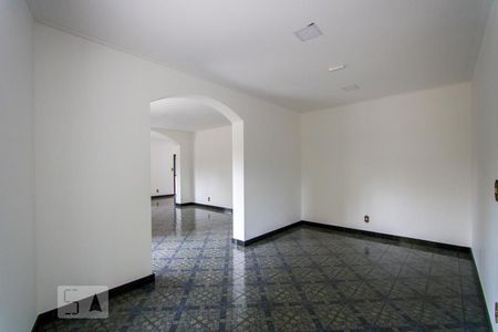 Apartamento à venda com 106m², 3 quartos e 2 vagas Apartamento à venda com 106m², 3 quartos e 2 vagasÁrea comum - Salão de festas