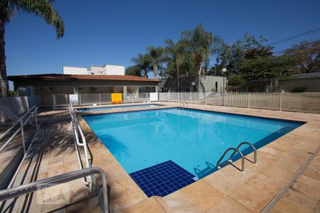 Apartamento para alugar com 47m², 2 quartos e 1 vagaÁrea comum - piscina