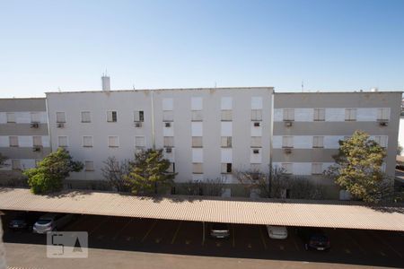Apartamento para alugar com 47m², 2 quartos e 1 vagaVista da janela do quarto 2