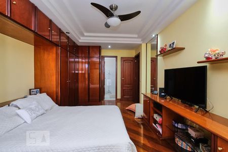 Apartamento à venda com 485m², 5 quartos e 4 vagasSuíte 1