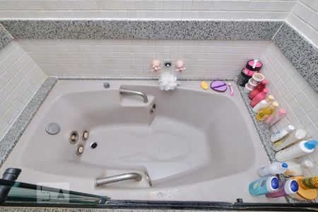 Apartamento à venda com 485m², 5 quartos e 4 vagasBanheiro Suíte 3