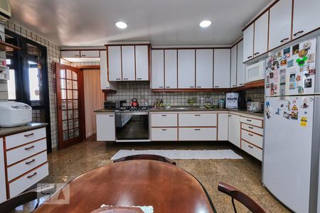 Apartamento à venda com 485m², 5 quartos e 4 vagasCozinha